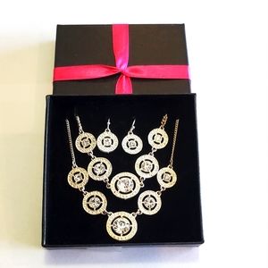 Sterling Silver Crystal/Rhinestone Necklace, bracelet, earrings jewelry set 4pc